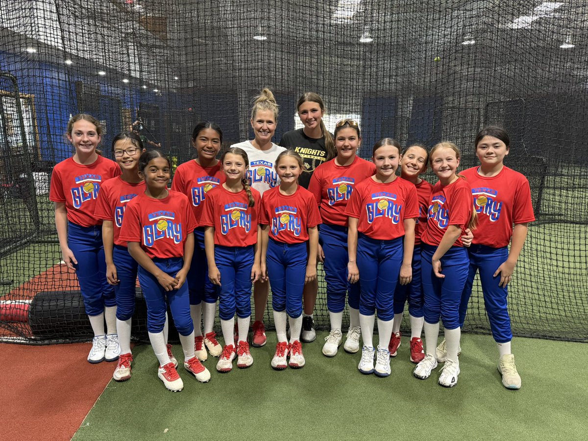Hutton Adrian “LuLu” (@hutton2027) on Twitter photo Shout out to these 2014 <a href="/TexasGlory/">Texas Glory</a> ballers! Loved having y'all sit in on my hitting session with @Coach_mo23 Keep working hard! Be on the lookout for this group!
🥎❤️🤍💙🔥💣👊🏼 Shout out to these 2014 <a href="/TexasGlory/">Texas Glory</a> ballers! Loved having y'all sit in on my hitting session with @Coach_mo23 Keep working hard! Be on the lookout for this group!
🥎❤️🤍💙🔥💣👊🏼