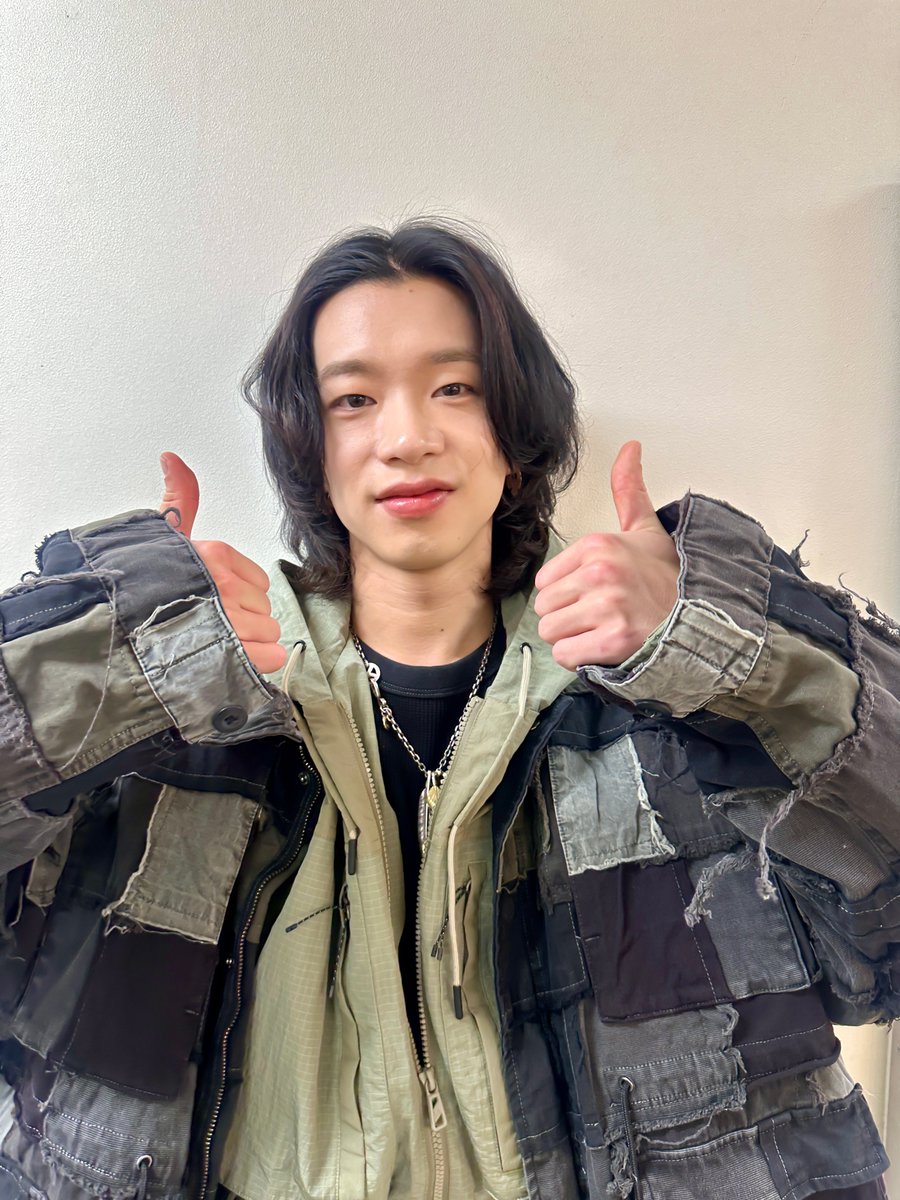 buddiis's tweet photo. 【SHOOT INFO】

先日開催された「LIVE SDD」にて
森愁斗が披露した朗読劇が特別に公開されました✨

皆さまたくさんのリクエスト
ありがとうございました📲

ぜひご覧ください👀
https://t.co/T4F2MzQSga

@fmosaka851
#FM大阪  
#BUDDiiS 
#SHOOT #森愁斗 https://t.co/myf4nre6p9
