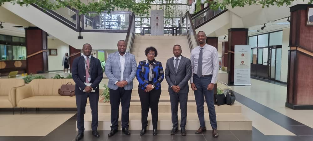 PSF Rwanda (@psf_rwanda) on Twitter photo Bafatanyije na <a href="/CentralBankRw/">Central Bank of Rwanda</a> Ishami ry’iterambere ry’urwego rw’imari (Financial Sector Development Division) n’igenzura ry’ishami ridakora ku mabanki (Supervision of Non-deposit Division) hakazaba ubufatanye n’ibindi bigo by’imari” <a href="/RDBrwanda/">Rwanda Development Board</a> <a href="/RwandaFinance/">Ministry of Finance & Economic Planning</a> Bafatanyije na <a href="/CentralBankRw/">Central Bank of Rwanda</a> Ishami ry’iterambere ry’urwego rw’imari (Financial Sector Development Division) n’igenzura ry’ishami ridakora ku mabanki (Supervision of Non-deposit Division) hakazaba ubufatanye n’ibindi bigo by’imari” <a href="/RDBrwanda/">Rwanda Development Board</a> <a href="/RwandaFinance/">Ministry of Finance & Economic Planning</a>