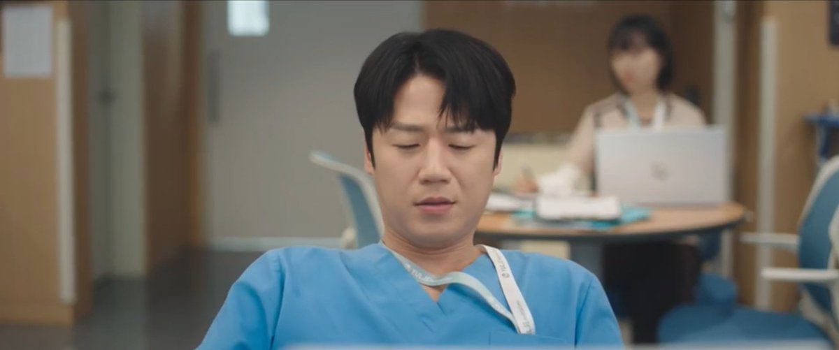nophiasandverb's tweet photo. Something about him saving Yiyoung's number with '520' got me giggling coz that's really cuteeee🥹 which is we know that 520 in Chinese slang means 'I love you'

#ResidentPlaybook
#언젠가는슬기로울전공의생활
#ResidentPlaybookEp1 https://t.co/zsFTludQ7p