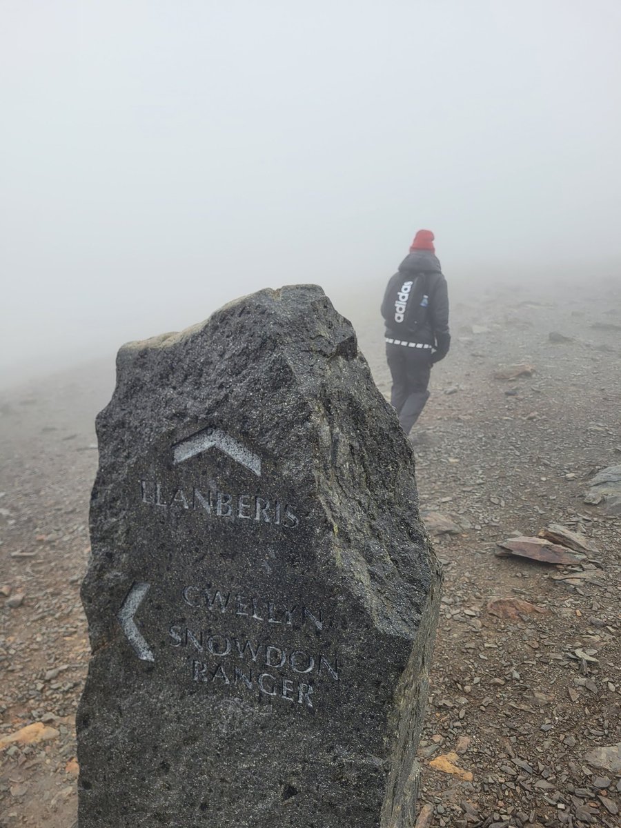 dannyhay's tweet photo. Snowdon https://t.co/qH7F4f1P0o