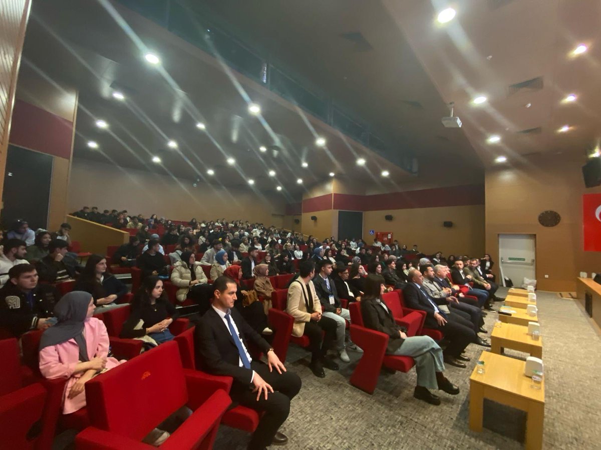 Hitit Üniversitesi İİBF (@hitit_iibf) on Twitter photo Maliye Kulübü tarafından hazırlanan “Genç Nesil ve Vergi Bilinci: Toplumsal Sorumluluğa İlk Adım” adlı ÜNİDES projesinin açılış paneline katılımlarıyla bizleri onurlandıran değerli konuklarımıza en içten teşekkürlerimizi sunarız.
#HititÜniversitesi
<a href="/ProfAliOzturk/">Ali Osman Öztürk</a>
<a href="/HituKurumsal/">Hitit Üniversitesi</a> Maliye Kulübü tarafından hazırlanan “Genç Nesil ve Vergi Bilinci: Toplumsal Sorumluluğa İlk Adım” adlı ÜNİDES projesinin açılış paneline katılımlarıyla bizleri onurlandıran değerli konuklarımıza en içten teşekkürlerimizi sunarız.
#HititÜniversitesi
<a href="/ProfAliOzturk/">Ali Osman Öztürk</a>
<a href="/HituKurumsal/">Hitit Üniversitesi</a>
