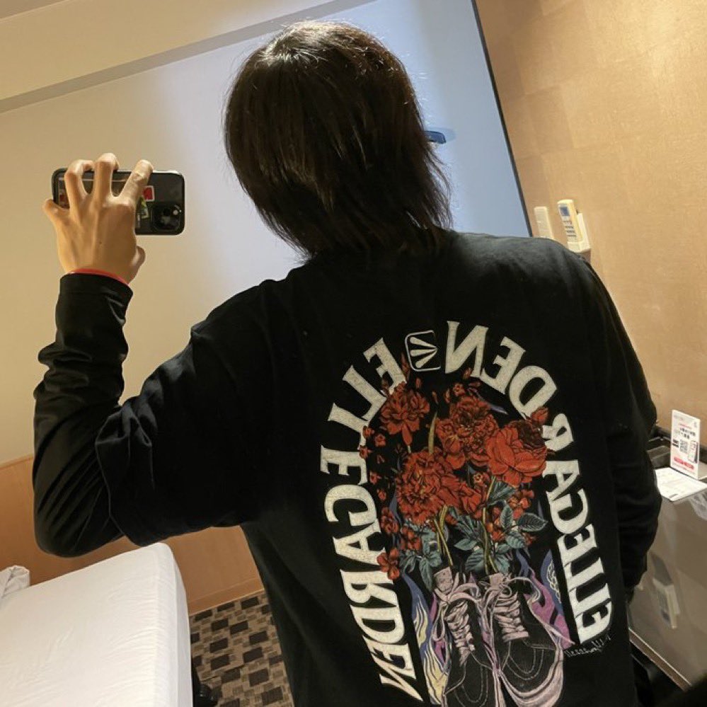 この3年間で随分髪伸びたわね