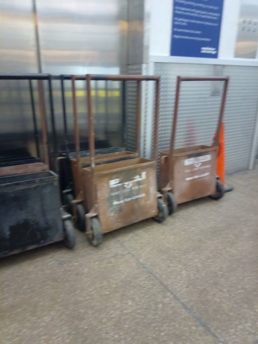 SonnyWhiteLines's tweet image. #FBI #NYPD
&quot;It doesn&apos;t take 2-3 months to fix an elevator&quot; The elevator 
company #Local3 or a non -
union proxy extorted the storage company to evict me after 8 yrs. Cause of the sleep away rape camp being exposed #CampIntegrity the elevator was fixed 1-2 days after this tweet.