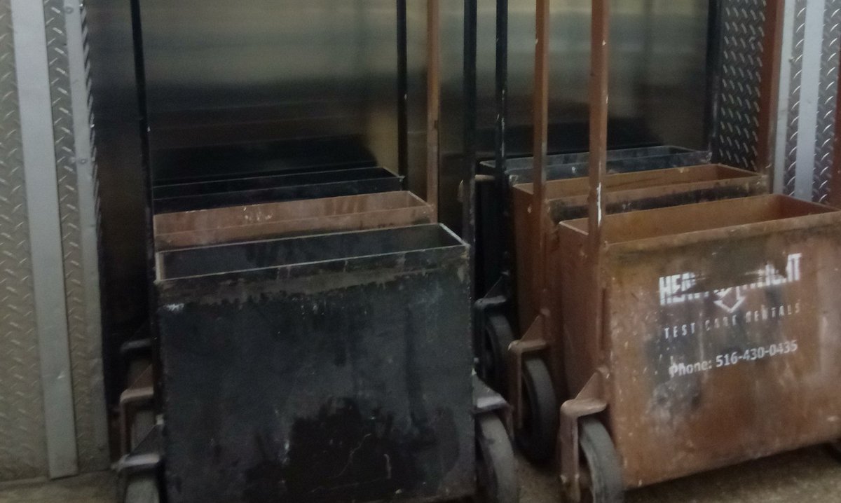 SonnyWhiteLines's tweet image. #FBI #NYPD
&quot;It doesn&apos;t take 2-3 months to fix an elevator&quot; The elevator 
company #Local3 or a non -
union proxy extorted the storage company to evict me after 8 yrs. Cause of the sleep away rape camp being exposed #CampIntegrity the elevator was fixed 1-2 days after this tweet.