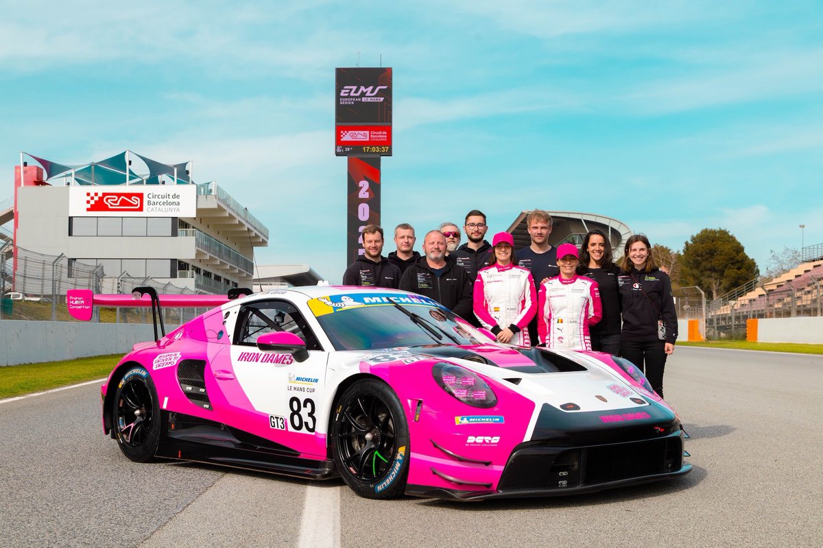 Unpaid1ntern's tweet photo. An F1 Academy champion driving for an all female team while leading in her class was on the receiving end of misogynistic abuse for an accident caused by a man. https://t.co/M7csRDDkT6