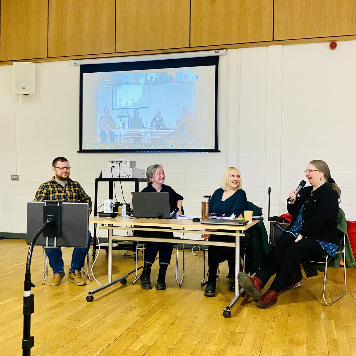 zenrhe's tweet photo. @tressaburke @GDA__online @ukgov @PovertyAlliance @jrf @CPag @SWBG @InclusionScot @DEScotTweets @GCIL_DPO @SDSScot @LothianCIL A great day with Glasgow Disability Alliance (@GDA__online )

#WelfareNotWar
#DisabilityRights https://t.co/AFIzhSxMKV