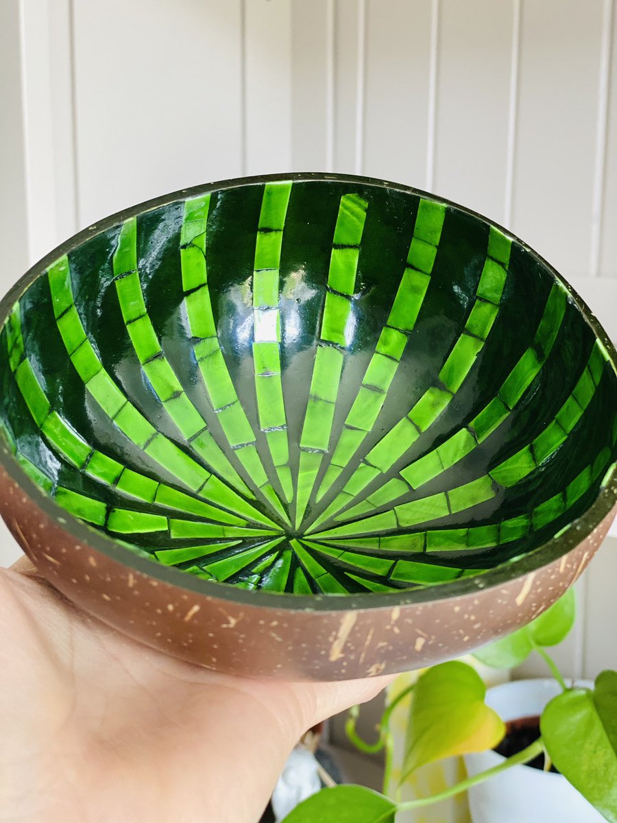 HandCrafted_Uk's tweet photo. These hand-painted coconut bowls bring rustic beauty and tropical flair to any space.🪹🌴 
Each one is a little work of art — and we’ve only got a few left! Don’t miss out.🌴✨ 🏡 

https://t.co/4DqiV05PtA

#sister #gifts  #coconutbowl #CoconutBowls #HomeDecor #happyeaster #mum https://t.co/8nF33S0hpc