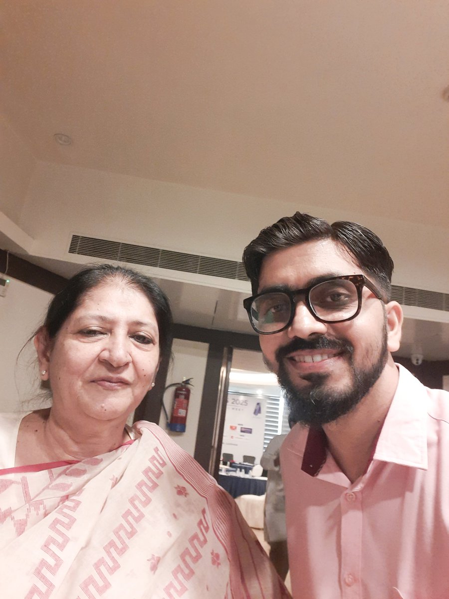 journobabu's tweet photo. A memorable #IIMC #Connections2025 UP Chapter Meet is done & dusted ✌️ Veteran alumna Shahira ma'am to industry leaders & young journos. Nostalgia & solidarity... Grateful 🙏
#IIMCians #Lucknow
@IIMCAA @RiteshIIMC sir @Marinder86 bhaiya @atuljurno bhai https://t.co/CCdfLHTSYF