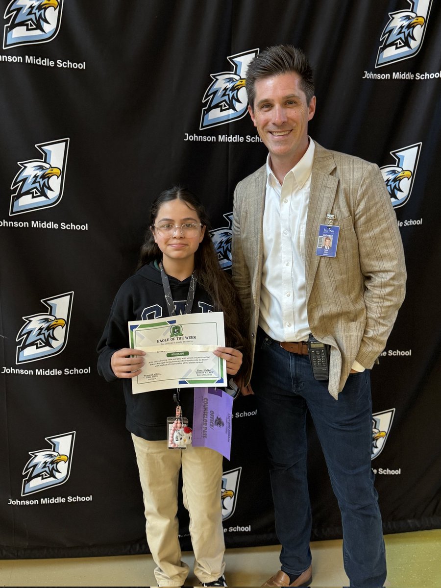 ToddAllenTX's tweet photo. Huge shout out to our @netzeroJMS Eagles of the week! Smart, driven, and talented. This is a phenomenal group of students. 

Change starts here! 🦅 https://t.co/UzIoFB46JS