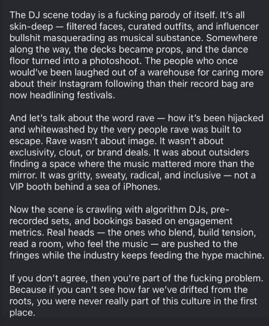 maXdance Radio tweet media