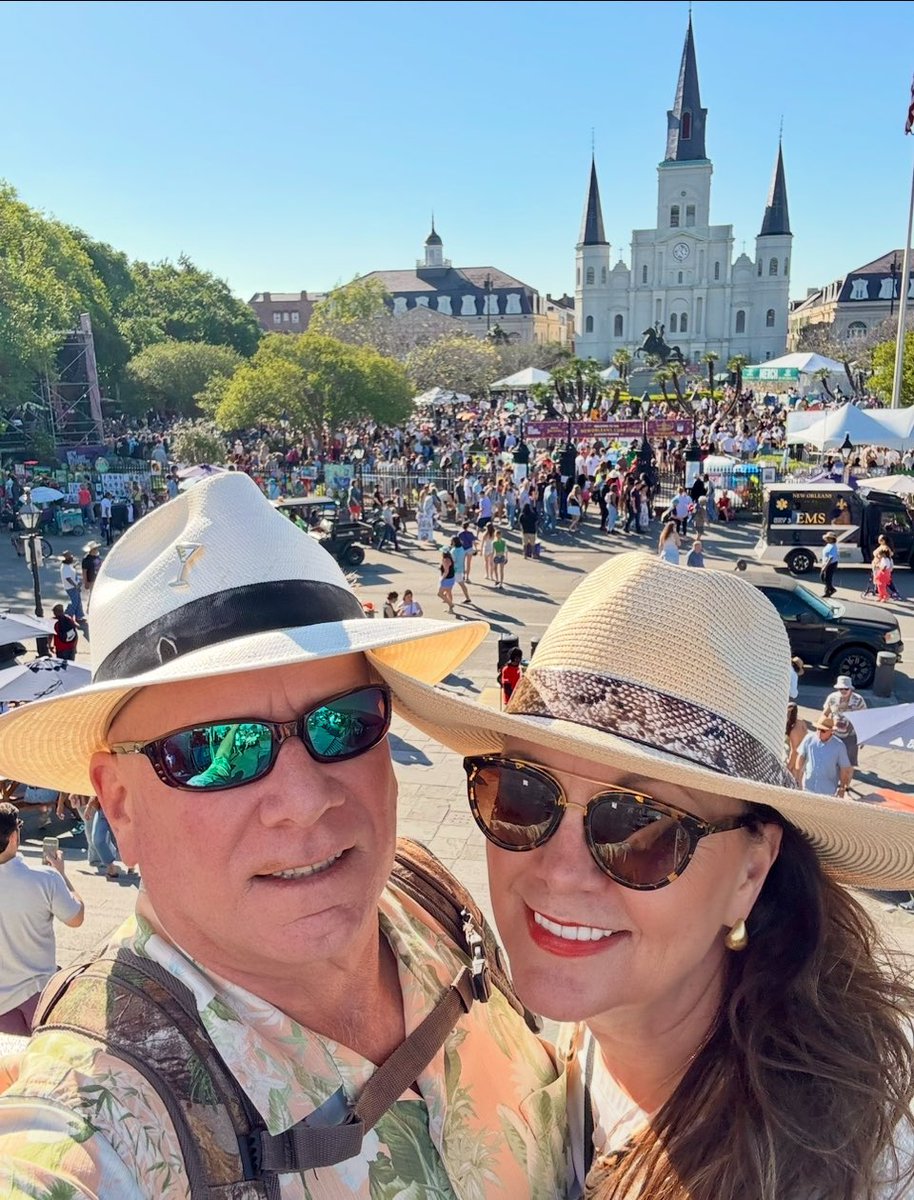 Another amazing weekend at The French  Quarter Festival!!!🖤⚜️💛. It definitely did not disappoint!!!😎. Till next year!🎉
