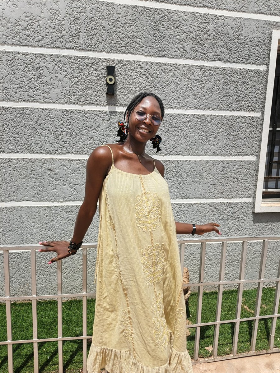 arewaafoodqueen's tweet photo. I followed the throb that was my heart beat
And it brought me to a place called happiness
Now I glow with the sun
Burning and blessing
Giving joy to my beloved
Sarauta Arewa Mina (SAM)
#sarautaarewamina #arewafoodqueen #foodgirl #GrillACord #sambarbecuetrybe https://t.co/d06psrpzsf