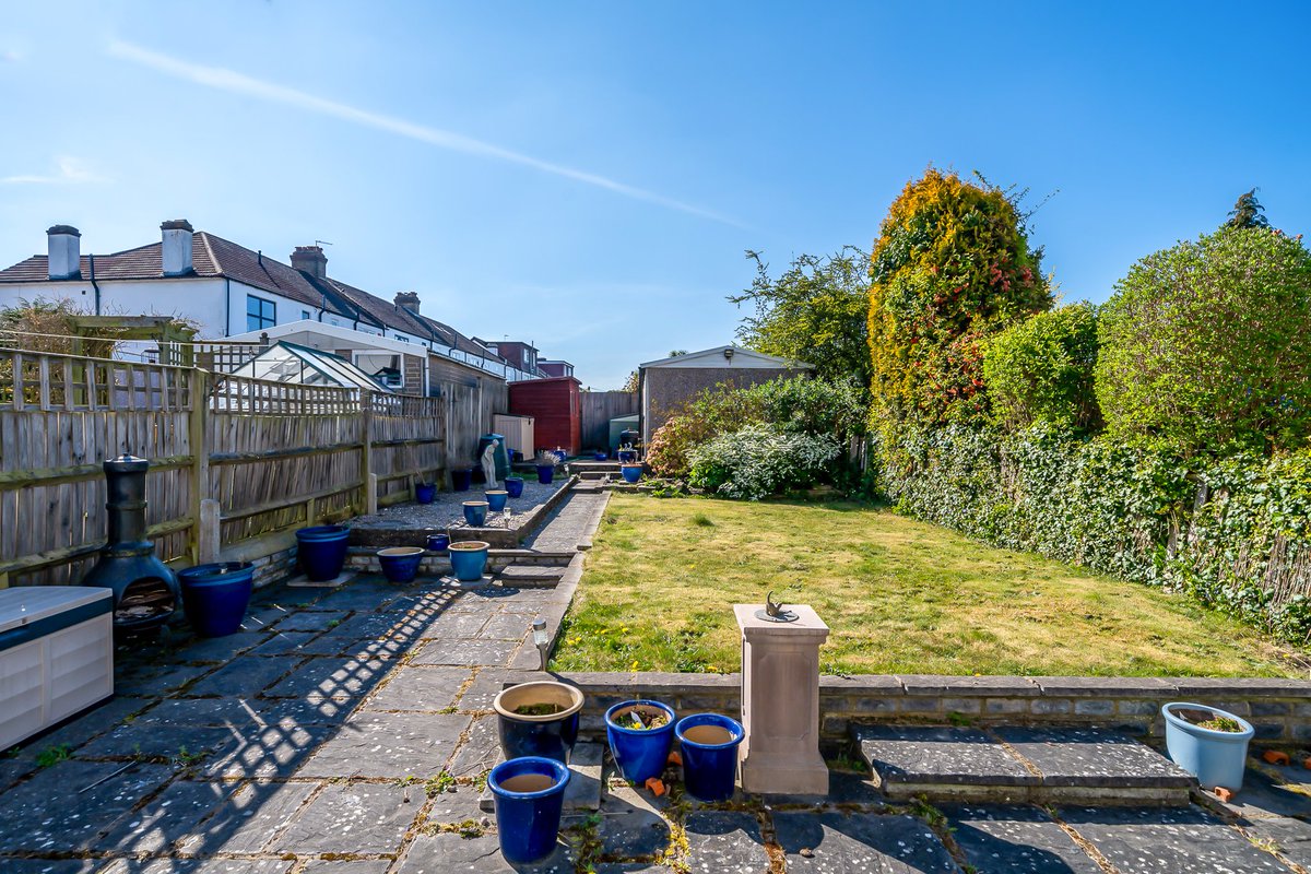 A super three bed end terrace house in #Beckenham. New on the market @ £650,000. maguirebaylis.com/property/altyr…