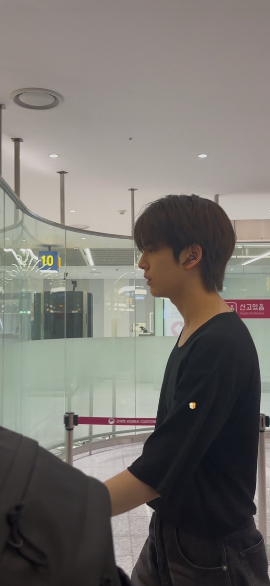 250416

#더보이즈 #영훈 
#THEBOYZ #YOUNGHOON