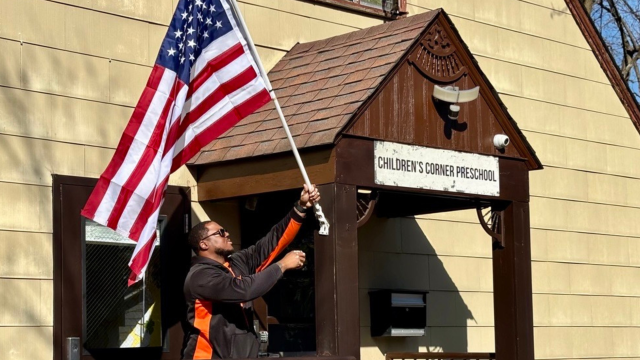 KimSmith527's tweet photo. Comcast employees recently came together to replace a worn American flag at a NJ daycare thanks to Operation Old Glory, which replaces worn or damaged flags outside homes and businesses at no cost to the property owners. Learn more: #IWorkForComcast https://t.co/KWPThWIi4o https://t.co/ZGm059i3z8