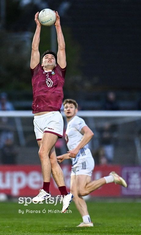 Kevin O'Sullivan of Westmeath wins possession during the Leinster SFC quarter-final against Kildare at Cedral St Conleth's Park last weekend.

sportsfile.com/more-images/77…