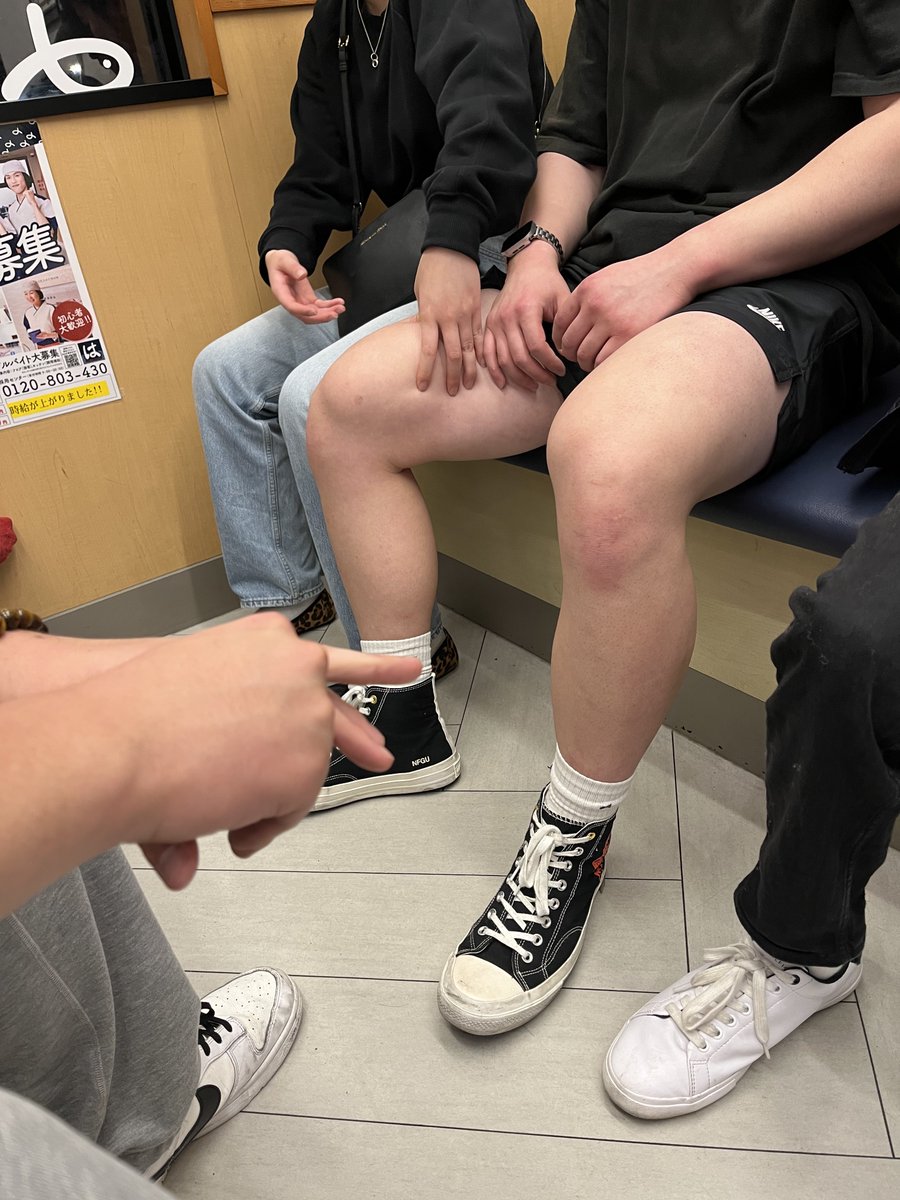 Rily0120's tweet photo. 最近寝る時間も削って付きっきりで3人に教えてるけど成長の速度半端ないw特に腕 https://t.co/Hb9wRZKpz9