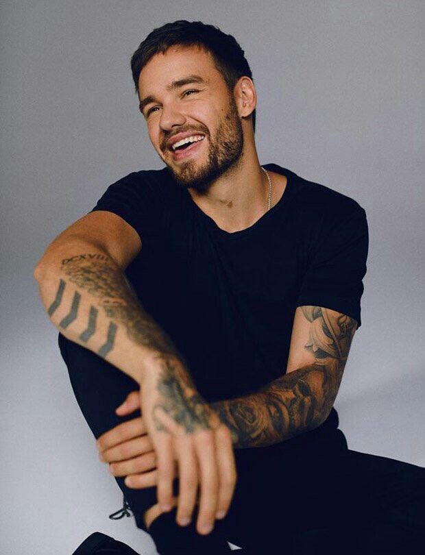 JustHoldOn___'s tweet photo. 6 months. We will miss you forever 🤍🕊 https://t.co/pIZKzFwuJd