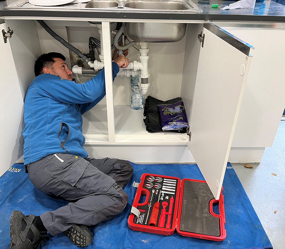 WeFix_London's tweet photo. Drip… drip… drip… 💧
Your tap’s been crying out for help all winter. Let’s sort it before summer parties begin.
Fast, reliable plumbers across London.
#WeFixLondon #PlumbingSorted #FixTheDrip #LondonPlumber https://t.co/G6h1Lc275o