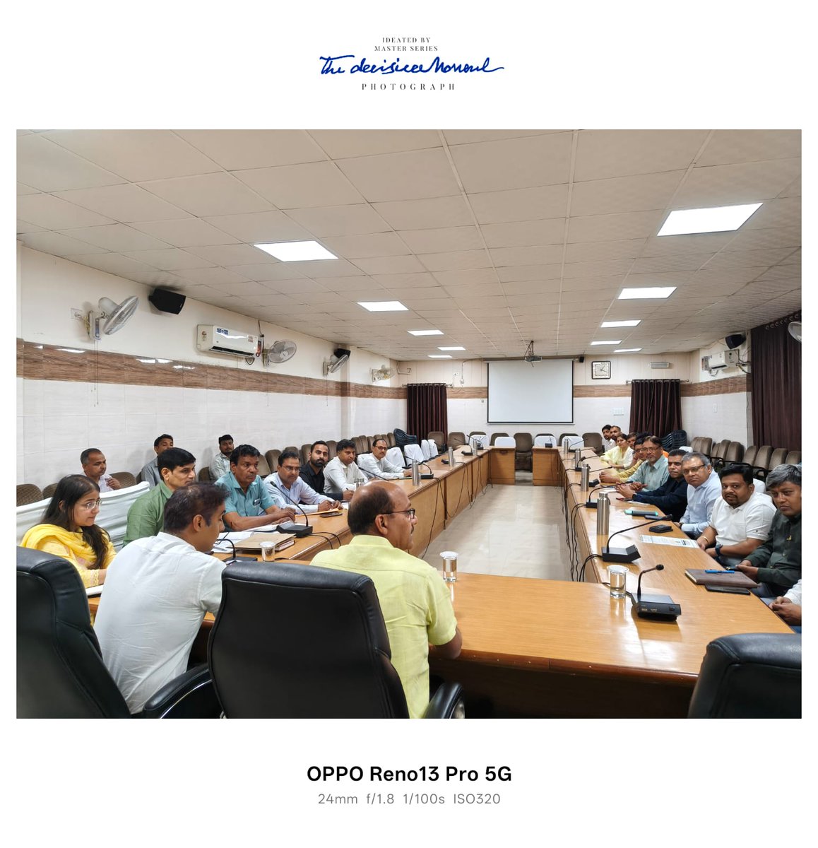 आज विकास भवन के सभागार कक्ष में जैव ऊर्जा नीति-2022 के सम्बन्ध में बैठक आयोजित की गई।

बैठक में जैव सीबीजी प्लांट के सम्बन्ध में उत्पन्न समस्याओं के निराकरण हेतु सम्बन्धित विकासकर्ताओं एवं अधिकारियों के साथ विचार-विमर्श किया गया। 

जनपद में वर्तमान में 26.3 टन क्षमता के 04 सीबीजी