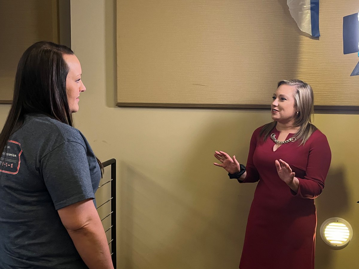 HC911ECD's tweet image. Coming Up on @Local3News this Friday!
Telecommunicator/CTO Melissa Brackett will be featured on @MichelleLocal3's "Making A Difference" segment this Friday, April 18, 2025. Melissa was recently awarded her third Lifesaver Award and that was the subject of her interview. Michelle…