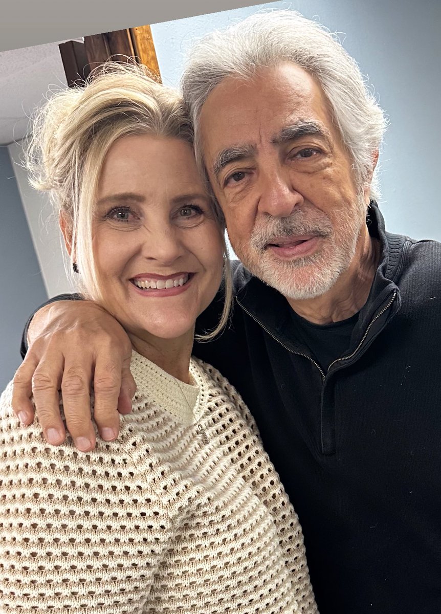 TheAnnieNelson's tweet photo. So wonderful catching up with my dear friend @JoeMantegna
This one he truly is a special human being! ❤️u
#ChicagoBoy #Italian #CriminalMinds #TheSimpsons #GunStories #MemorialDayConcertPBS #Actor #Director https://t.co/Oi9jrI71K1