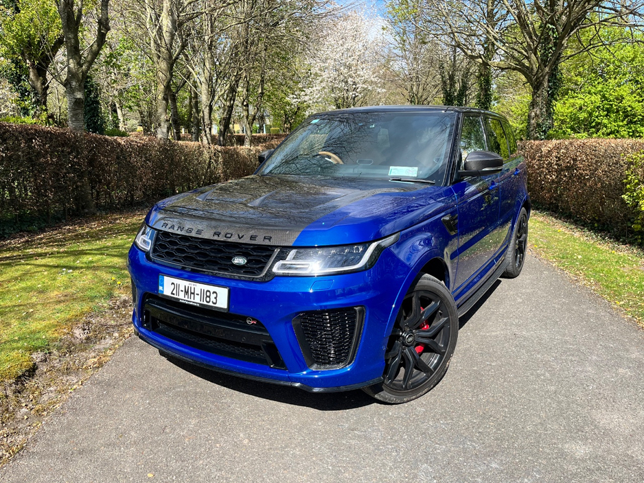 CarzoneIE's tweet image. There's a reason why Blue is our favorite colour 💙
And this stunning Range Rover Sport SVR Carbon edition in Estoril Blue for sale on Carzone is one of them! 😍
View it here 👉 carzone.ie/used-cars/land…