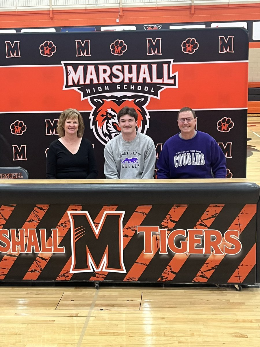 Congratulations to Luke Ehlers for signing to play at the University of Sioux Falls next year!!