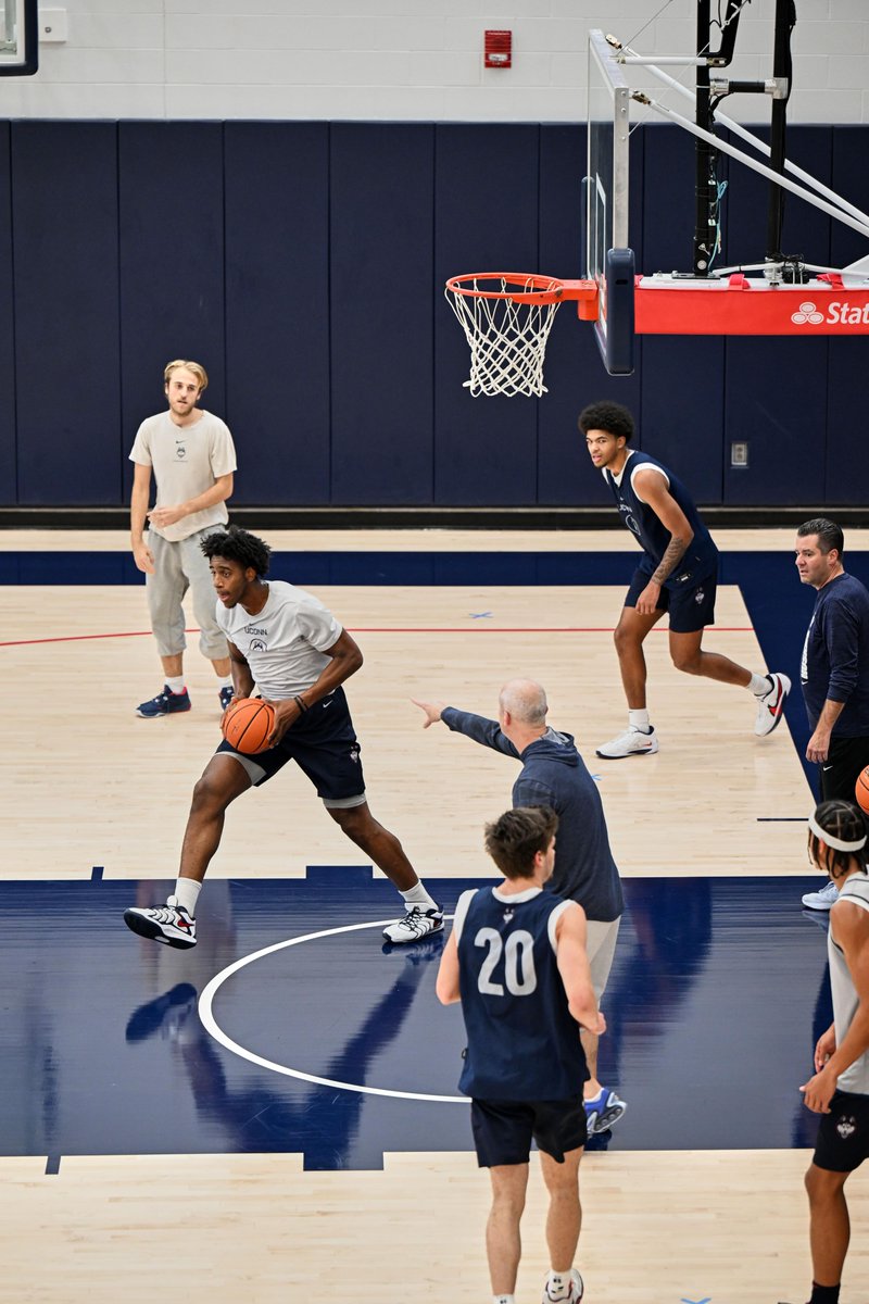 UConnAlumni's tweet photo. 24 hours at UConn: 2:00PM
Werth Champions Center is base camp in the Basketball Capital of the World with mirror men's and women's facilities.
What happens during the other 23 hours in Storrs? Find out in the latest edition of #UConnMag: https://t.co/puxc3L2BzZ https://t.co/UnHDwKHiPr