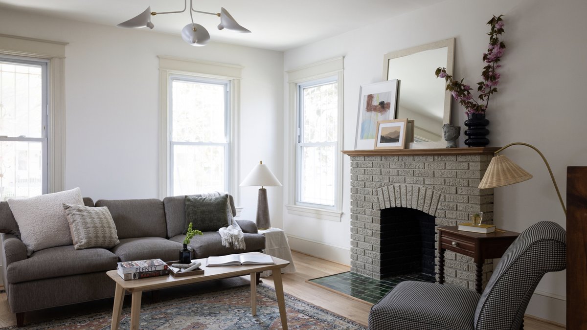 byronronron's tweet photo. A whole home renovation in Petworth, Washington, D.C. designed by Third Street Architecture. https://t.co/TWlWXirEpm