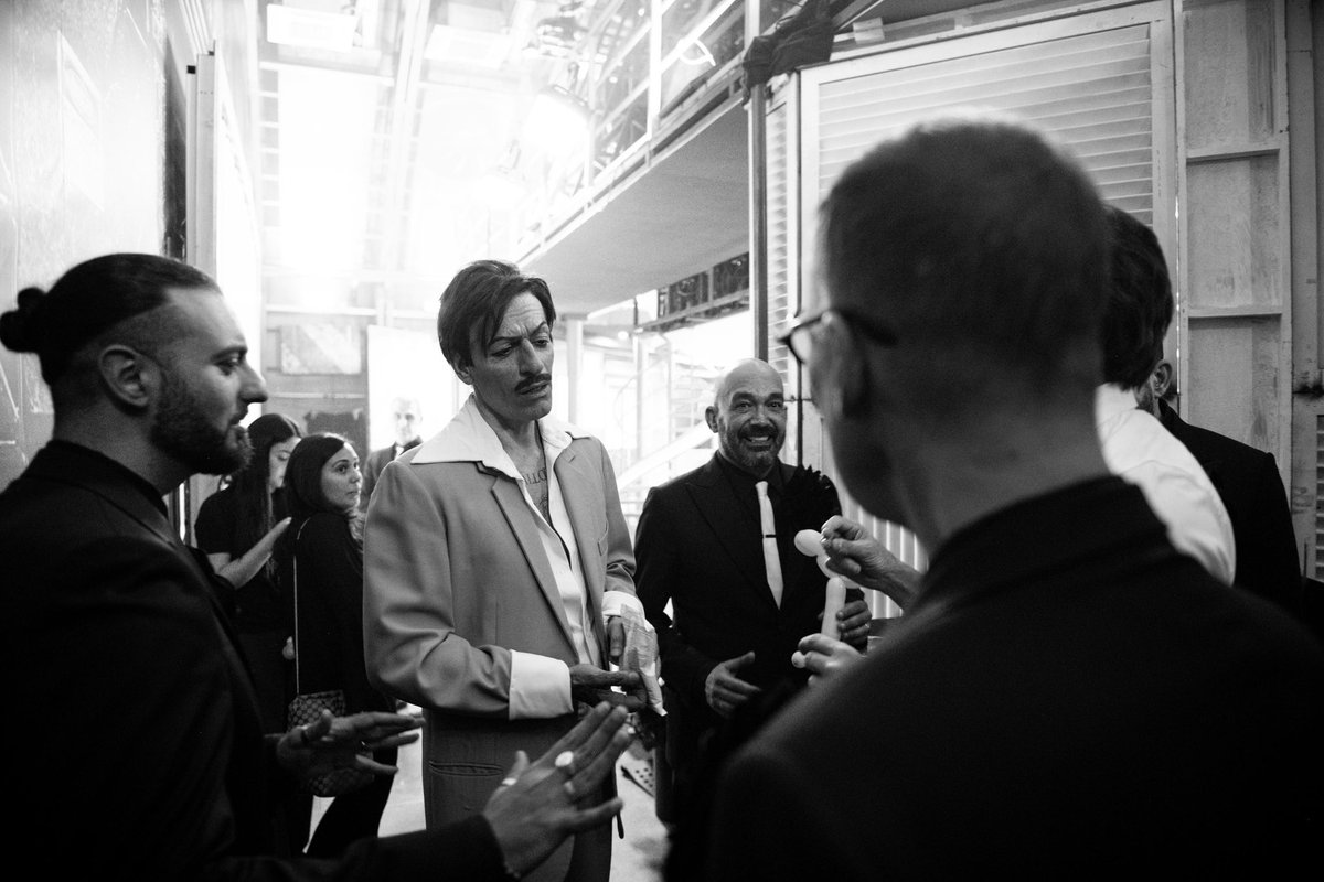 giovannivernia's tweet photo. Un po’ di backstage del #gialappashow 😎 io sono quello che fa Damiano anzi “Un Damiano a Roma” molti di voi hanno colto la citazione ❤️🤩 ci vediamo a Roma al @Brancacciotweet il 6 maggio con #capafresca !! Ultimi biglietti su Ticketone https://t.co/9Ax10MeVVs