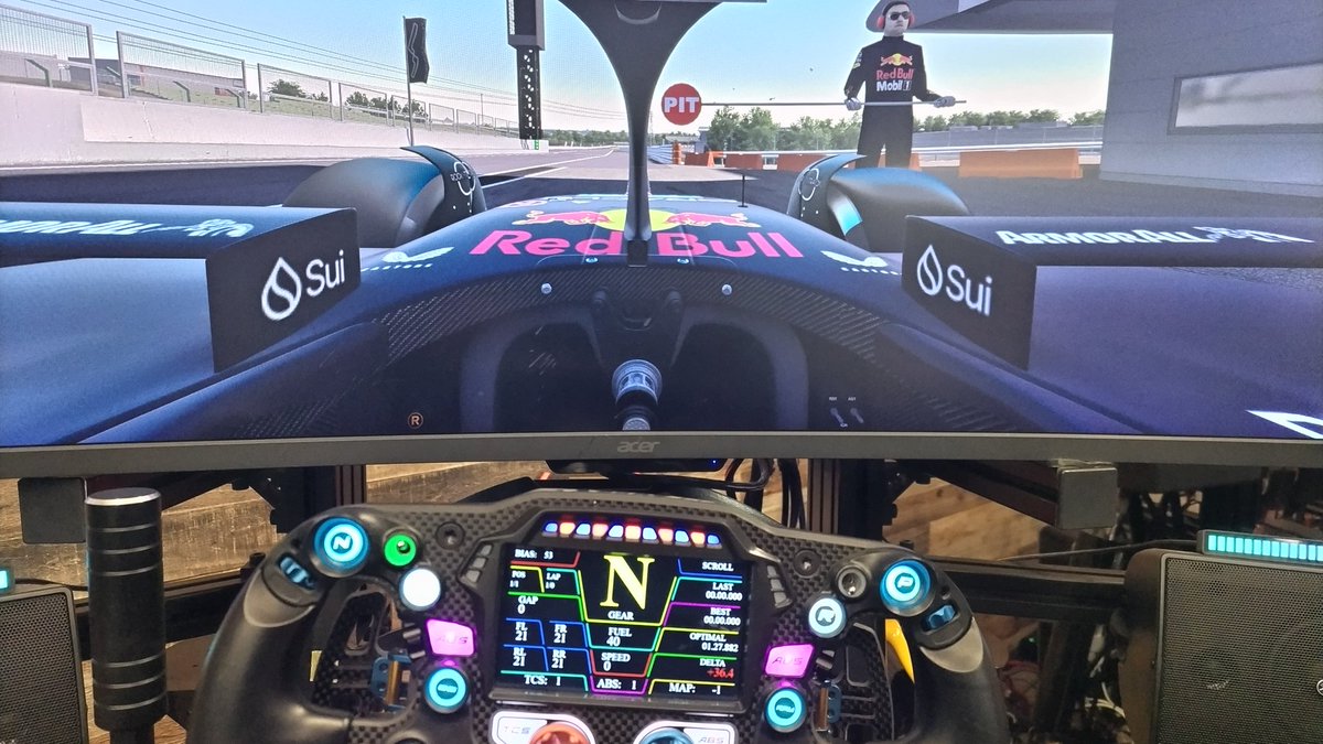yokochif1's tweet photo. 今年SimShopTournamentのOvercome
RedBull RB20の鈴鹿サーキットのタイムアタックですが…
とりあえずの参考タイムで…
1分27秒888でしたねぇσ(￣∇￣;)
速い方なら今年のポールタイム
1分26秒983を出せる感じがしますなぁ
#SimShopTournament
#SST
#Overcome
#f1 https://t.co/GPAH2bZDdr