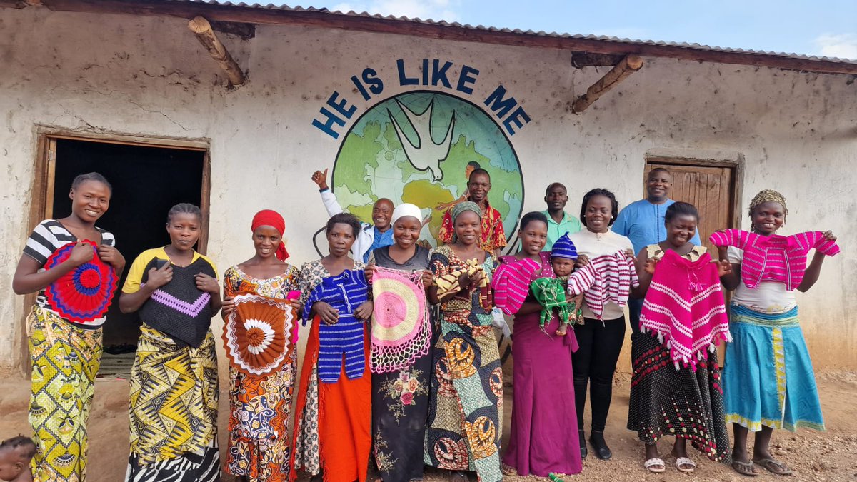 LikeIs21848's tweet photo. Meet He is Like Me International, empowering refugees with tools for a brighter future! 
 Early Childhood Education &amp; Scholarships
Rabbit farming for sustainable livelihoods,social survival skills for resilience
#RefugeeEmpowerment #EducationForAll #SustainableLiving #HeIsLikeMe https://t.co/inXuDd28QE