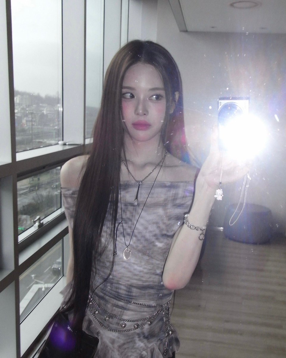 myjeemin_'s tweet photo. 250416 이즈나 인스타 #방지민

🆂🅸🅶🅽

#izna #이즈나 #JEEMIN #지민 https://t.co/NaNPoca0Ft