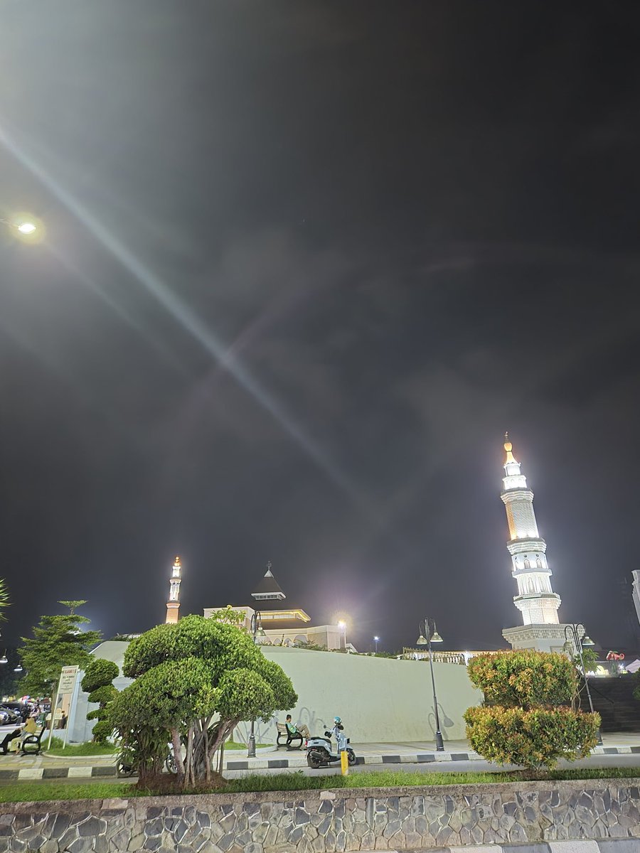 Hari ini At karawang, meeting tuk pembuatan film pemkab karawang. bismillah