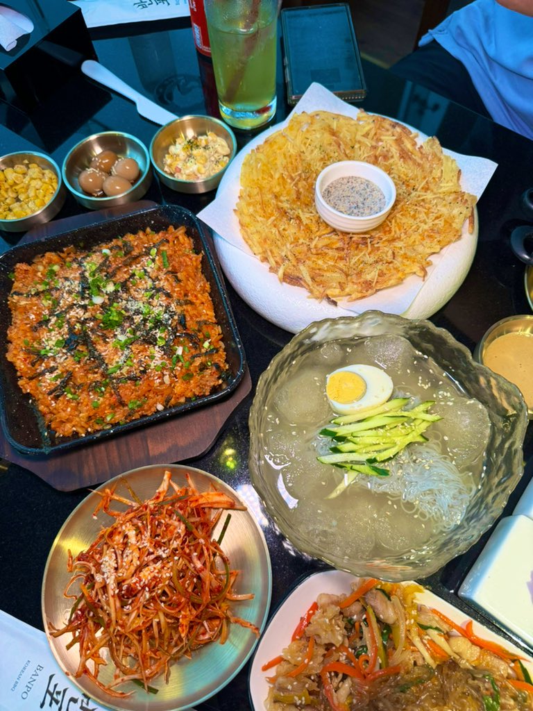 ไปทุกที่ที่มีของอร่อย EATWITHPANIDA อีทวิธพนิดา tweet media