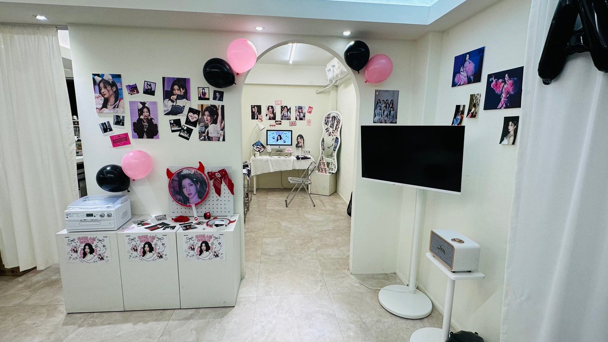 Dazeul__'s tweet image. 생카 내일 12시부터 오픈합니다 
많이 와주세요~🫶
#AsaBornToShine #417ReasonsToLoveAsa #너라는계절아사 
 #BABYMONSTER #베이비몬스터 #아사 #ASA #榎並杏紗 #EnamiASA