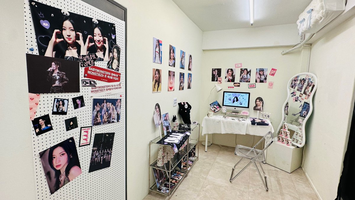 Dazeul__'s tweet image. 생카 내일 12시부터 오픈합니다 
많이 와주세요~🫶
#AsaBornToShine #417ReasonsToLoveAsa #너라는계절아사 
 #BABYMONSTER #베이비몬스터 #아사 #ASA #榎並杏紗 #EnamiASA