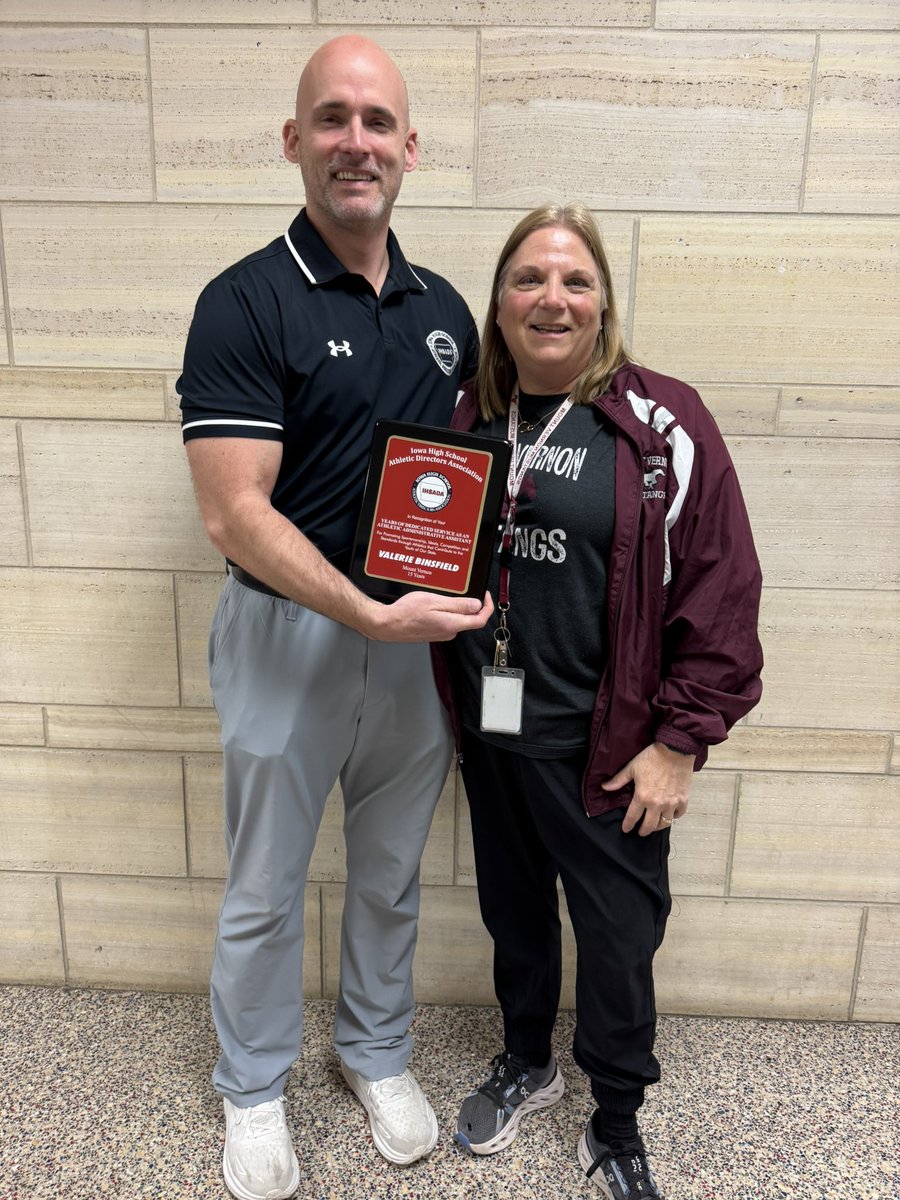 Huge thanks to Val Binsfield - today she received a 15 year service award from the <a href="/IOWAHSADA/">IHSADA</a> Thank you Val!! You are so much appreciated 🙏🏼