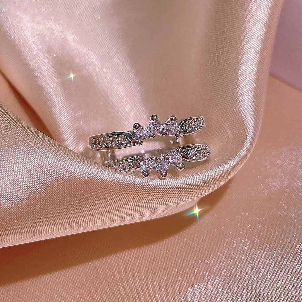 SwipeKart's tweet photo. Twilight Sparkle Silver Ring – Shine in Simplicity
Shine with subtle elegance 💍
Our Twilight Sparkle Ring features twin rows of shimmer for a clean, modern glow ✨
Perfect for gifting or stacking!
Shop now 👉 [your link]
#SilverJewelry #MinimalistStyle #RingStack #JewelryAddict https://t.co/mKlsiEGDNk