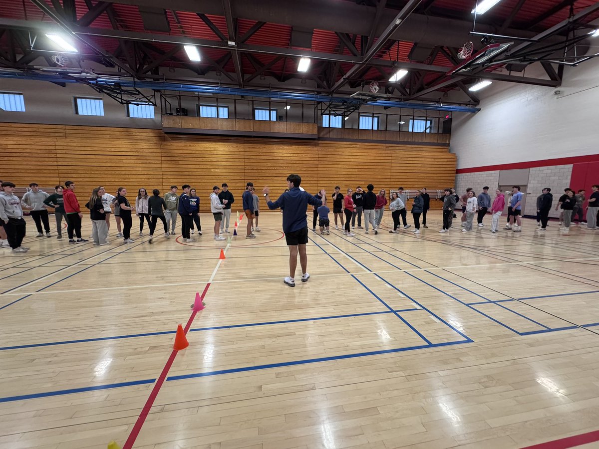 RyanWatrousPE's tweet photo. Had fun last night teaching some activities learned at @SHAPEAmerica Baltimore to the members of Cortland’s APEM Club. https://t.co/RXnTsMBxmf