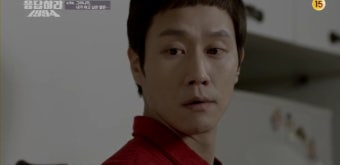 gurundae's tweet photo. 신원호가 만든 열악한 여배 근무 환경..... https://t.co/cGYZuZnB1o