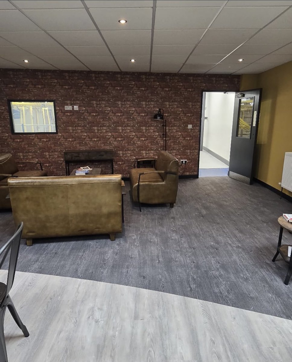 At Deco Floors we have flooring solutions made to suit every room, every home, every lifestyle🏡

📞 020 8364 4637
✉️ sales@decofloors.co.uk

Oakwood Address
169 Bramley Road, Oakwood, London, N14 4XA

Clerkenwell Address
17b Aylesbury Street, Farringdon, London, EC1R 0DB