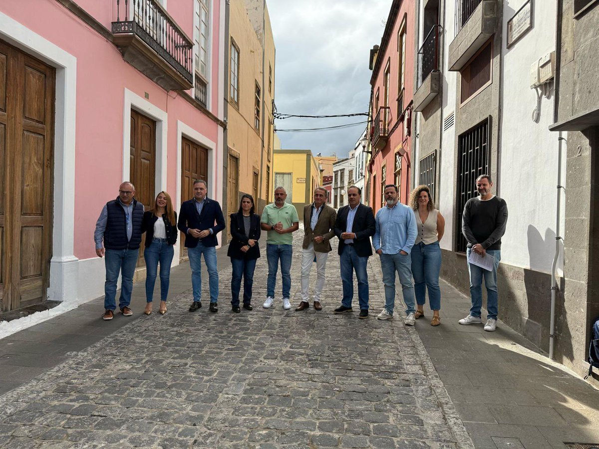 👉🏻 Visitamos el municipio de Santa María de Guía de Gran Canaria con el director general de infraestructura turística del Gobierno de Canarias, Héctor Mateo, y con el concejal Alejandro Rivero.

🔵 El Ayto. de Guía recibirá el apoyo del Gobierno de Canarias para el área de