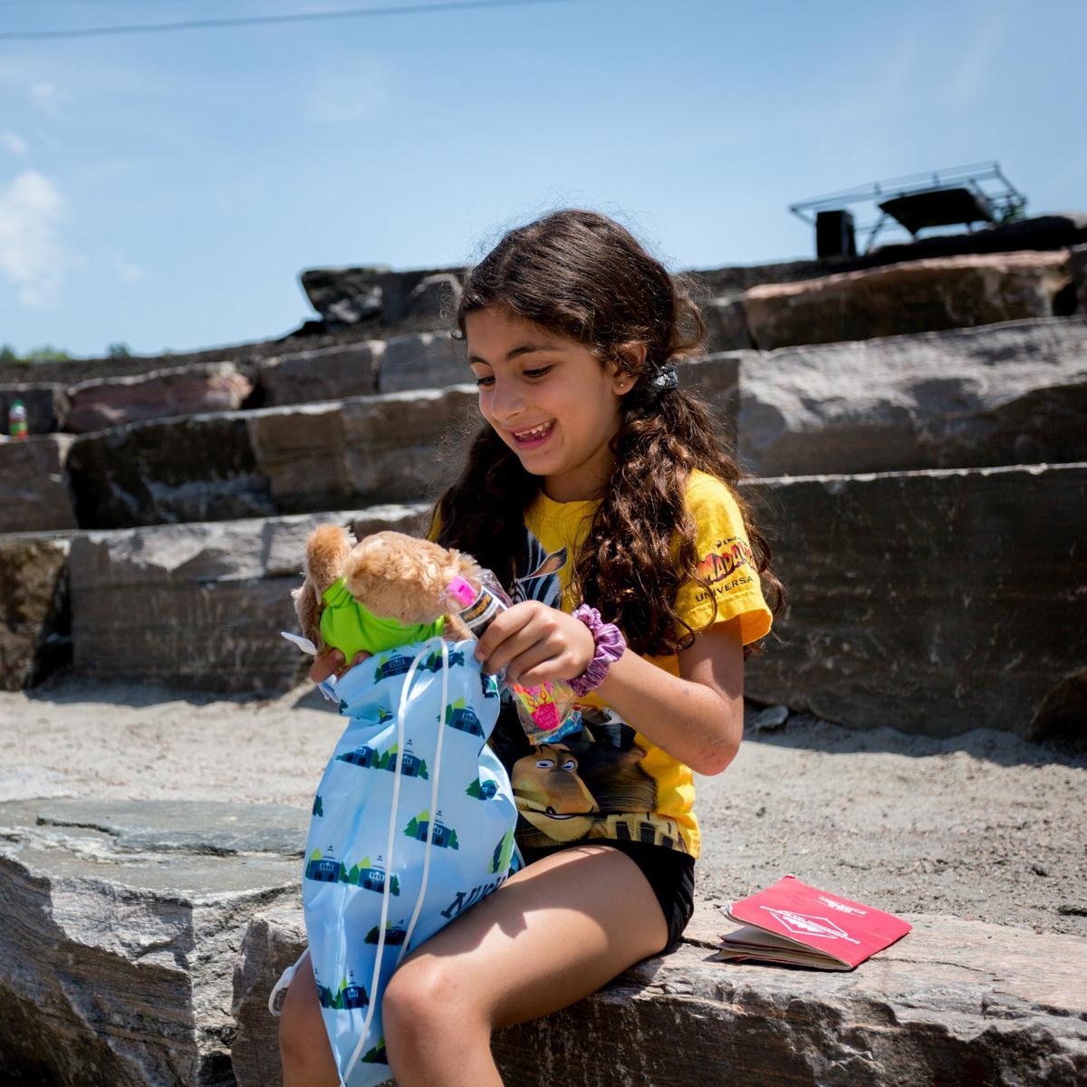 Want to take your child’s week at #MuskokaWoods to the next level? Add some extra adventure with:

🎒 Essentials Kit
🎁 Care Packages
💧 Kraken &amp; Wibit Passes
🧺 Laundry Service
🚌 Coach/Airport Rides &amp; more!

Customize during registration or anytime: muskokawoods.com/rates-and-date…