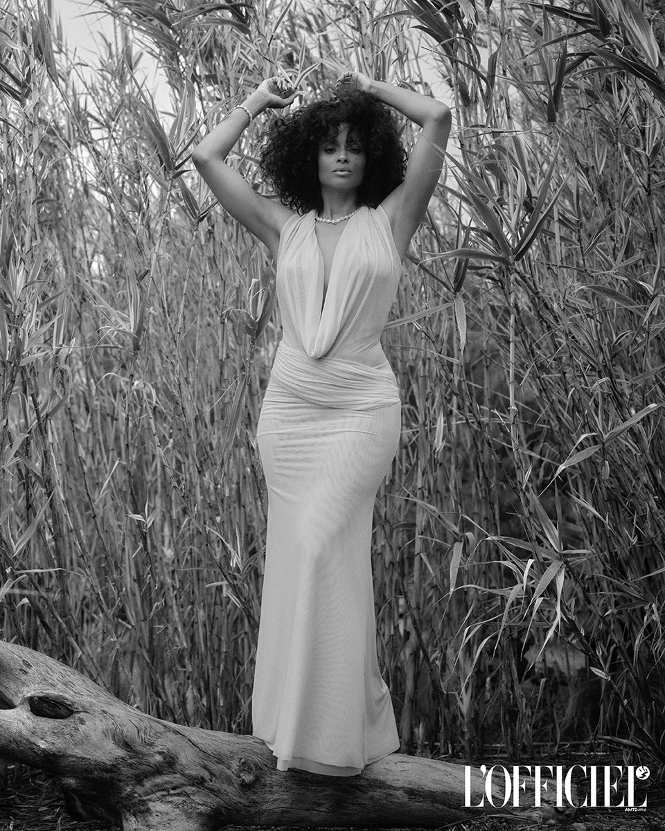 harrywinston (@harrywinston) on Twitter photo @Ciara exudes elegance on the cover of <a href="/LOfficielItalia/">L'Officiel Italia</a> wearing radiant Sunflower Collection. #HarryWinston #WinstonGarden
Global Chief Content Officer: Giampietro Baudo
Photographer: Emman Montalvan
Stylist: Ellie Merveille @Ciara exudes elegance on the cover of <a href="/LOfficielItalia/">L'Officiel Italia</a> wearing radiant Sunflower Collection. #HarryWinston #WinstonGarden
Global Chief Content Officer: Giampietro Baudo
Photographer: Emman Montalvan
Stylist: Ellie Merveille