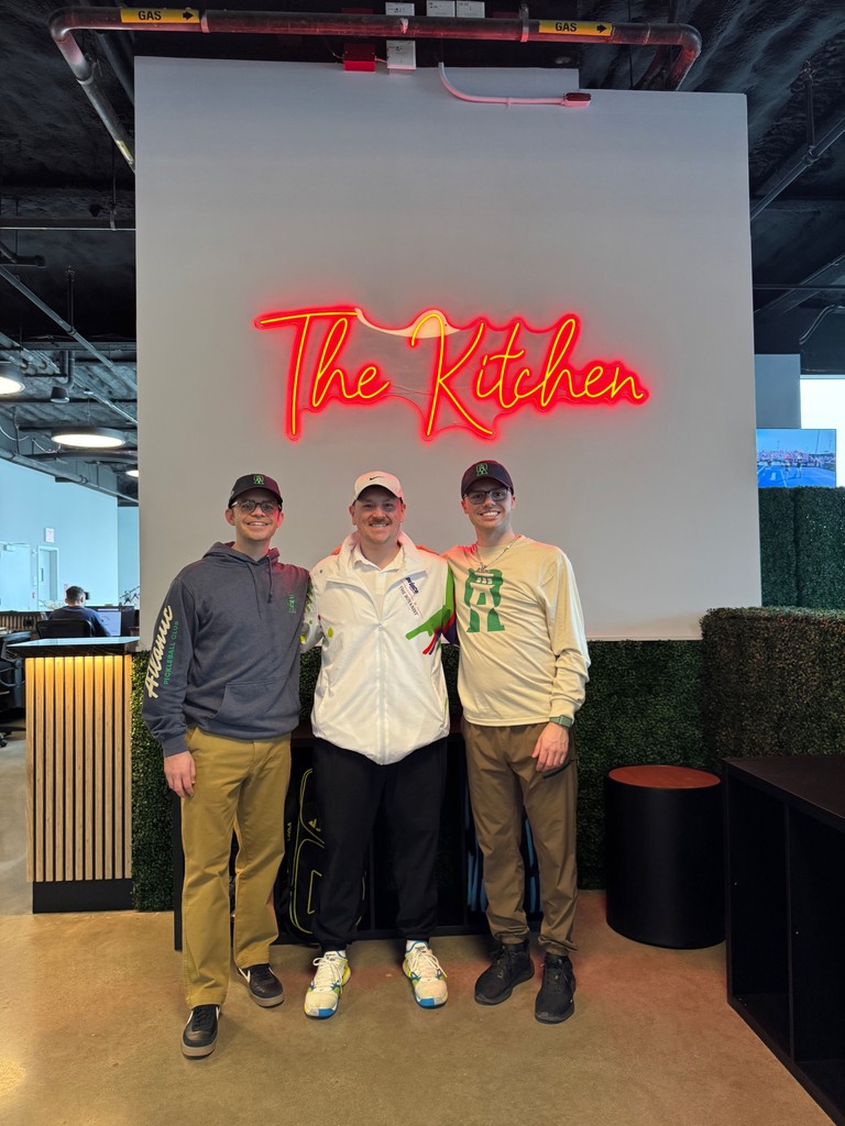 Just wrapped up our awesome East Coast pickleball facility tour! We met some amazing people and were welcomed with open arms at every stop. Grateful for the inspiration and excited to bring some fresh ideas to our own space! 

#atlanticpickleballclub #PEIpickleball