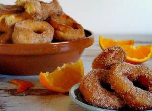 cookpadrecetas's tweet photo. ¿Los has hecho alguna vez? Tradiciones de Semana Santa: Roscos fritos https://t.co/zb6zXc5NBt #roscosfritos #recetasderoscos #roscostradicionales #rosquillas #rollitos #rollitosdeanis https://t.co/CXBCvGrof0