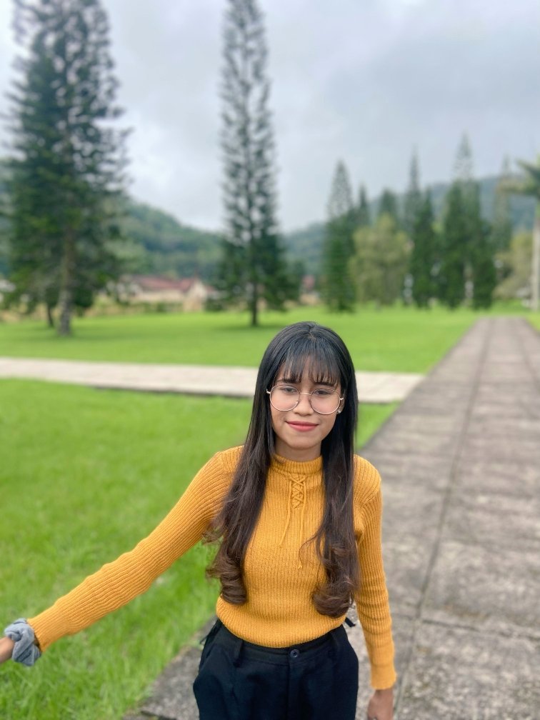 Miko011999's tweet photo. Sering banget ngerasa insecure karena kurang cantik. 
Lebih suka nunjukin rasa cinta ke diri ini di X daripada sosmed lainnya, mungkin karena ngerasa nyaman nggak ada mutualan yang kenal di RL. https://t.co/IAajLvn8xT